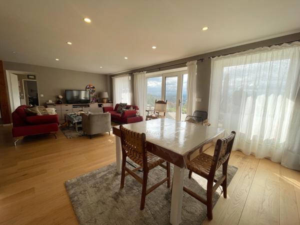 Maison 4 pièces - 207 m²