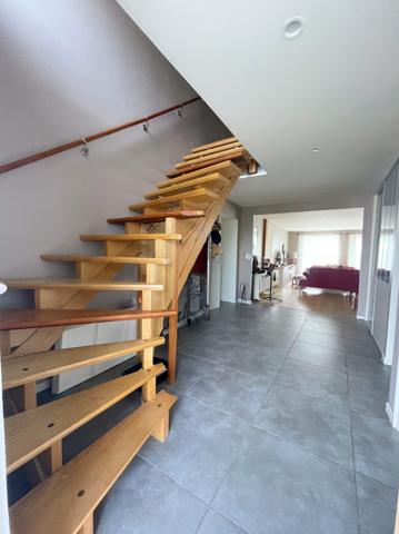Maison 4 pièces - 207 m²