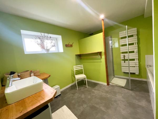 Maison 4 pièces - 207 m²