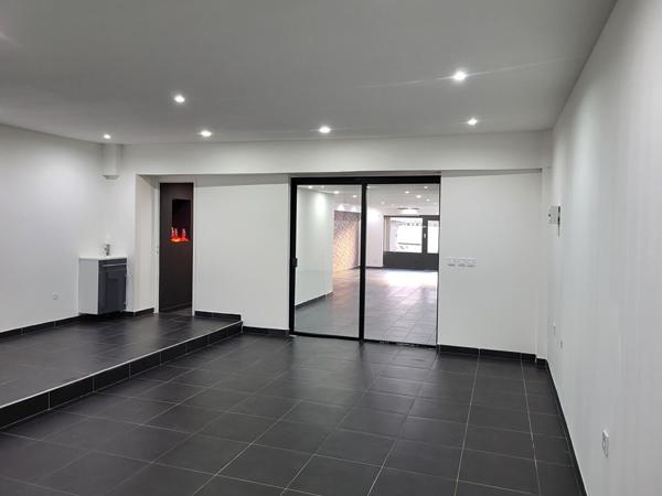 Local commercial Agde  100 m² environ