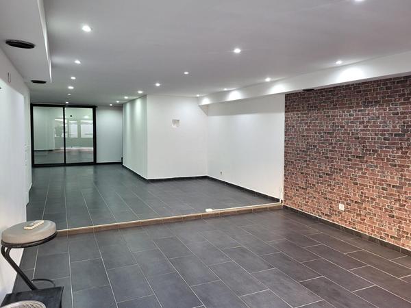 Local commercial Agde  100 m² environ