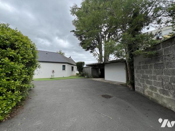 RARE - Maison de plain pied récente au calme avec garage