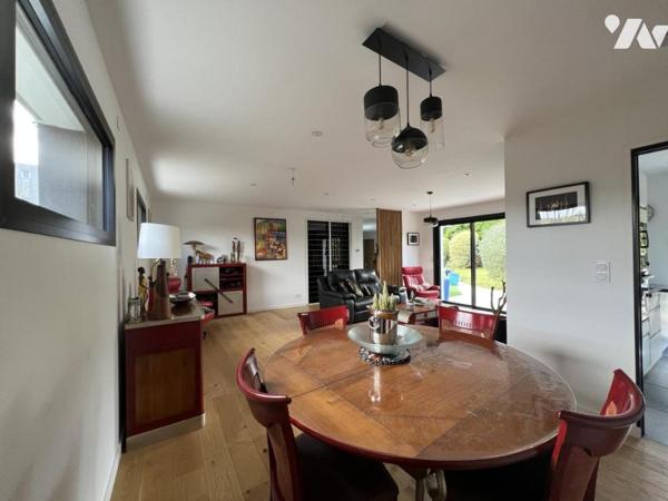 RARE - Maison de plain pied récente au calme avec garage
