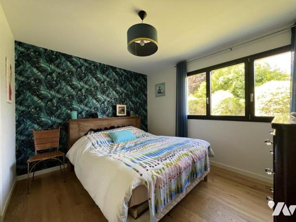 RARE - Maison de plain pied récente au calme avec garage