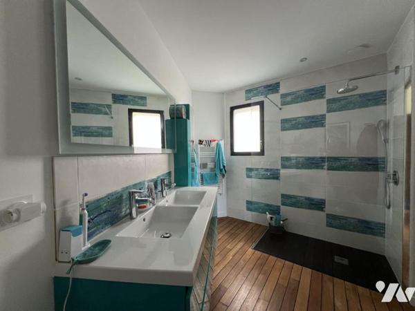 RARE - Maison de plain pied récente au calme avec garage
