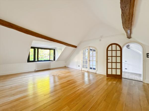 Maison 6 pièces - 200 m² Bien prestige