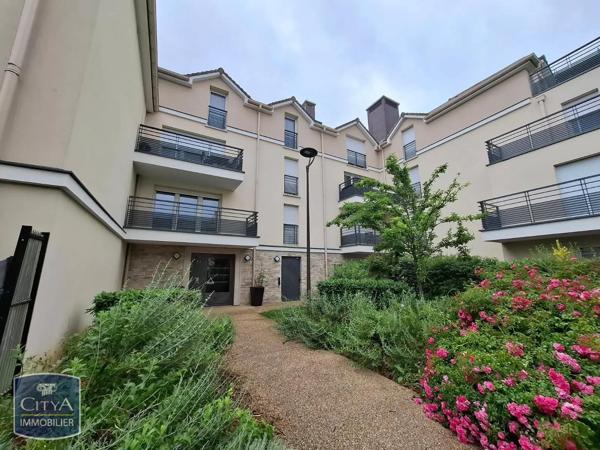 Appartement à louer 3 pièces 61.8m² Saint-Pierre-du-Perray (91280)
