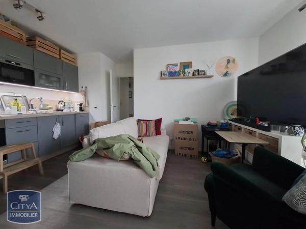 Appartement à louer 3 pièces 61.8m² Saint-Pierre-du-Perray (91280)
