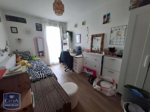 Appartement à louer 3 pièces 61.8m² Saint-Pierre-du-Perray (91280)