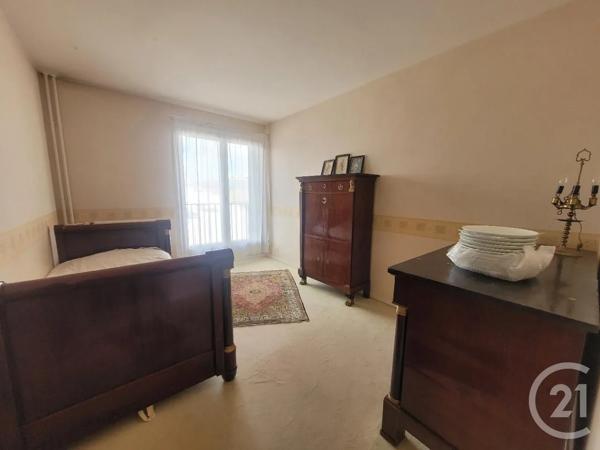 Appartement F5 à vendre  5 pièces - 94 m 2   COMPIEGNE  - 60
