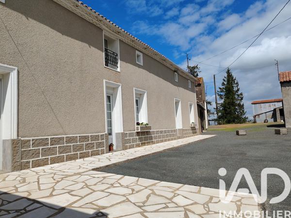 Maison à vendre 7 pièces 196 m² Lys-Haut-Layon