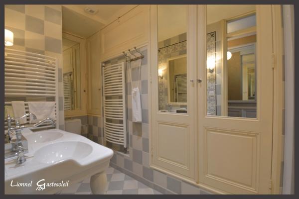 Maison de ville de caractère à vendre 3 à 4 chambres avec vue sur la Dordogne à SAINTE FOY LA GRANDE (33)