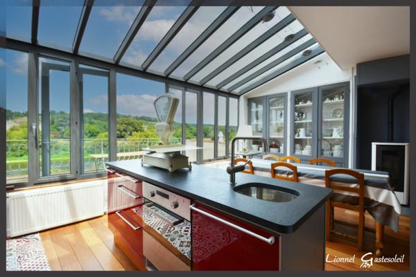 Maison de ville de caractère à vendre 3 à 4 chambres avec vue sur la Dordogne à SAINTE FOY LA GRANDE (33)