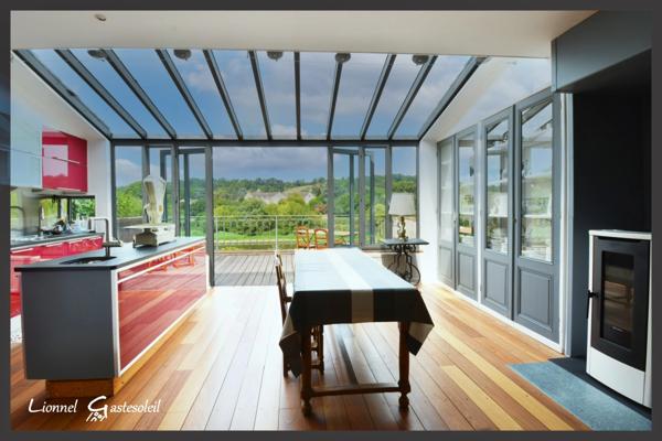Maison de ville de caractère à vendre 3 à 4 chambres avec vue sur la Dordogne à SAINTE FOY LA GRANDE (33)