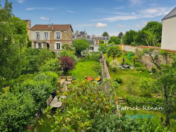 Maison à vendre 9 pièces (238 m2) VERSAILLES (78)