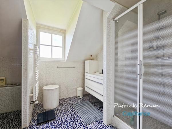 Maison à vendre 9 pièces (238 m2) VERSAILLES (78)