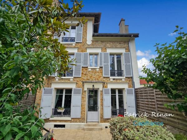 Maison à vendre 9 pièces (238 m2) VERSAILLES (78)