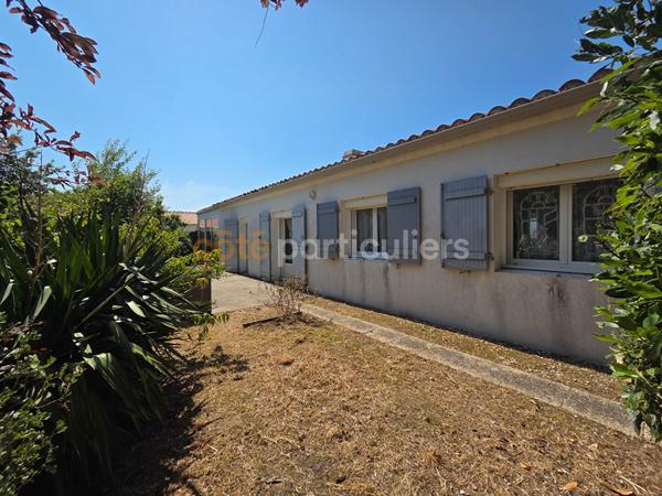 Vente
                Maison92 m² - 4 Pièces -
                    L AIGUILLON LA PRESQU ILE (85460)