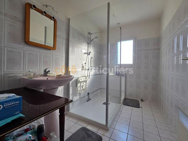 Vente
                Maison92 m² - 4 Pièces -
                    L AIGUILLON LA PRESQU ILE (85460)