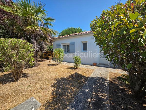 Vente
                Maison92 m² - 4 Pièces -
                    L AIGUILLON LA PRESQU ILE (85460)