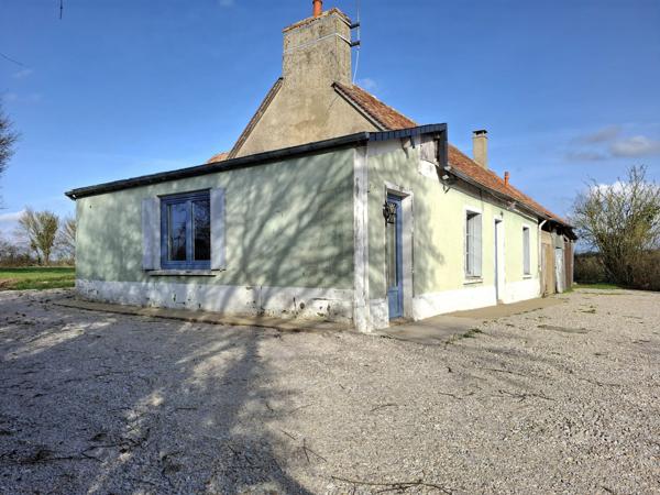 À vendre - Maison de campagne, 2 pièces situé à Fresnay-sur-Sarthe (72130)