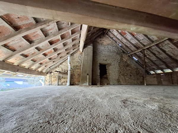 À vendre - Maison de campagne, 2 pièces situé à Fresnay-sur-Sarthe (72130)