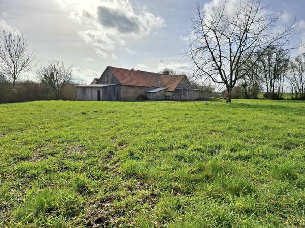 À vendre - Maison de campagne, 2 pièces situé à Fresnay-sur-Sarthe (72130)