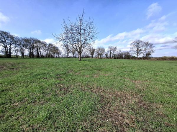 À vendre - Maison de campagne, 2 pièces situé à Fresnay-sur-Sarthe (72130)