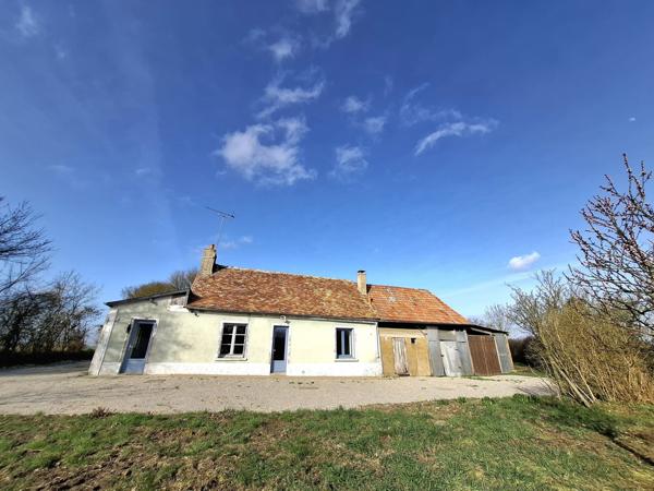À vendre - Maison de campagne, 2 pièces situé à Fresnay-sur-Sarthe (72130)