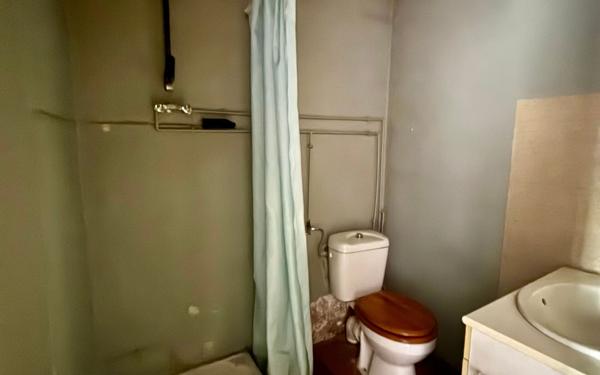 Maison à vendre    3 pièces • 79,30 m2 Saint-Savin