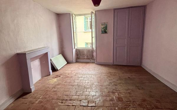 Maison à vendre    3 pièces • 79,30 m2 Saint-Savin