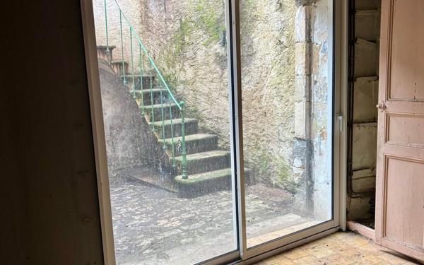 Maison à vendre    3 pièces • 79,30 m2 Saint-Savin