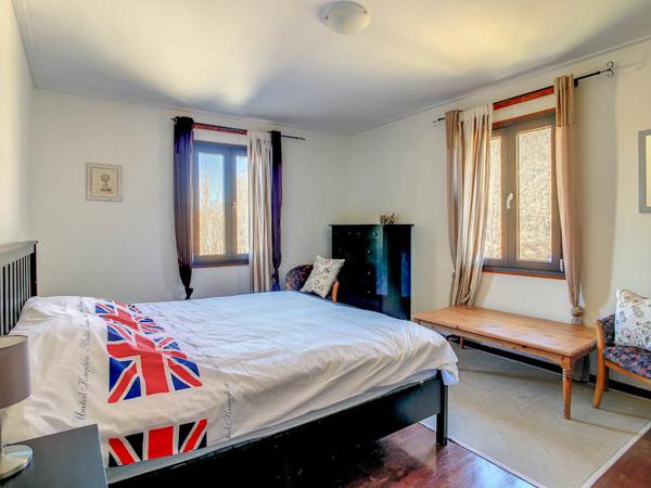 Payrac (46), Propriété d'exception,440m², 19 pièces, 10 chambres, chacune avec salle d'eau privative, gîte, piscine... Élégance intemporelle & performance énergétique exceptionnelle