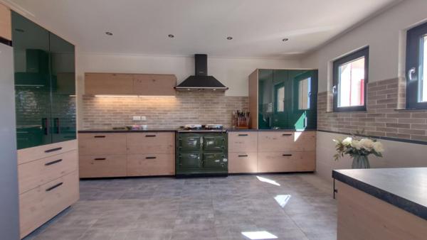 Payrac (46), Propriété d'exception,440m², 19 pièces, 10 chambres, chacune avec salle d'eau privative, gîte, piscine... Élégance intemporelle & performance énergétique exceptionnelle