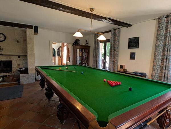 Payrac (46), Propriété d'exception,440m², 19 pièces, 10 chambres, chacune avec salle d'eau privative, gîte, piscine... Élégance intemporelle & performance énergétique exceptionnelle