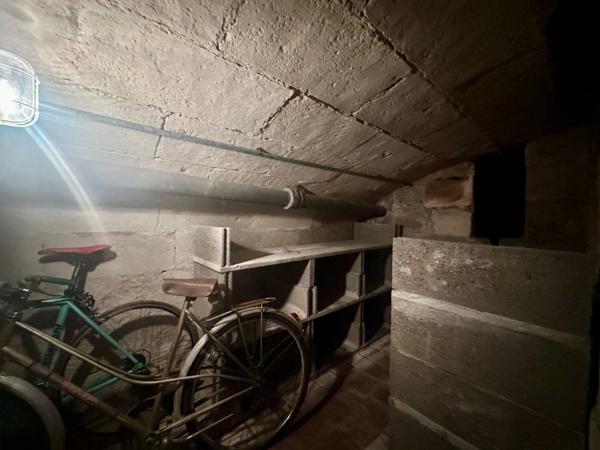 Bel Appartement, centre ville de Saumur à vendre 3 pièces SAUMUR (49400) - restauré avec du charme - 58m² - 2 chambres