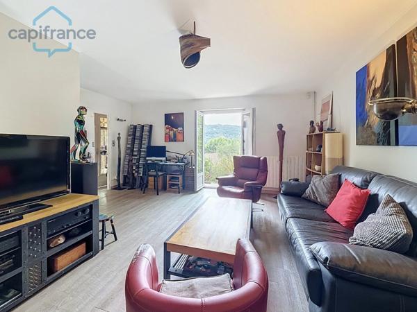 Maison à vendre 5 pièces ANDUZE (30) terrain environ 865 m2 et piscine