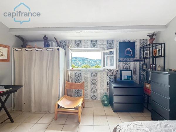 Maison à vendre 5 pièces ANDUZE (30) terrain environ 865 m2 et piscine