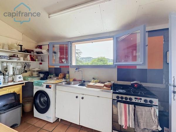 Maison à vendre 5 pièces ANDUZE (30) terrain environ 865 m2 et piscine