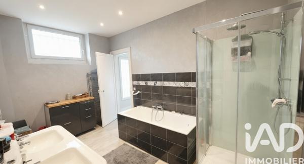 Maison à vendre 11 pièces 263 m² Revin