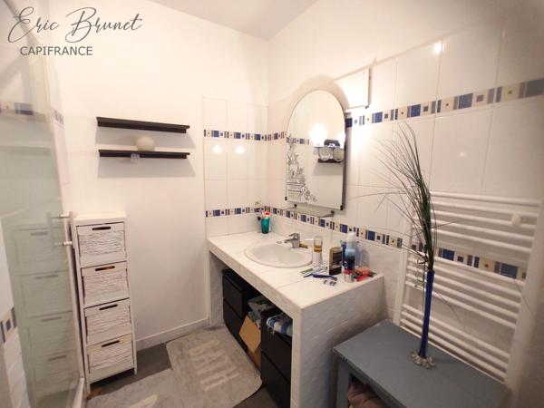 LANTON - appartement T2 libre - rez-de-jardin - avec parking