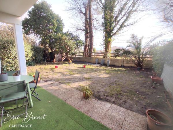 LANTON - appartement T2 libre - rez-de-jardin - avec parking