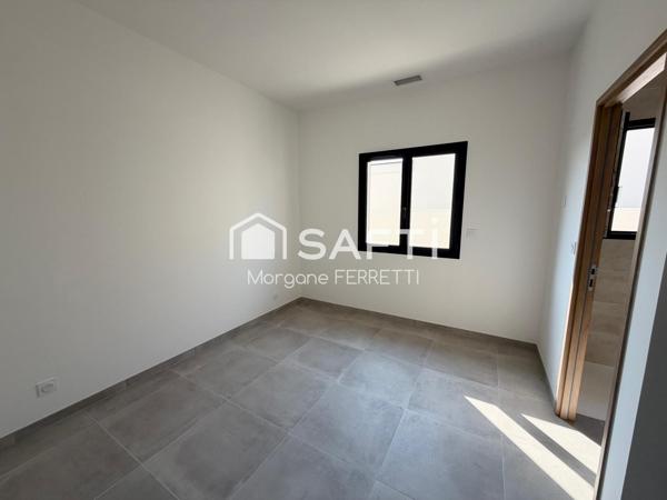VILLA 95 M² AVEC GARAGE ET PISCINE SUR TERRAIN DE 414 M²