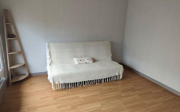 Appartement à vendre    1 pièce • 24,70 m2 Pau