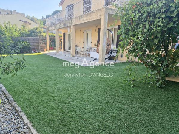 Maison à OLLIOULES, 83190 - 7 pièces 155m²