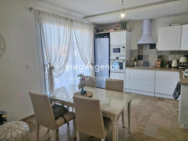 Maison à OLLIOULES, 83190 - 7 pièces 155m²