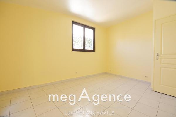 Appartement à BEZIERS, 34500 - 3 pièces 64m²