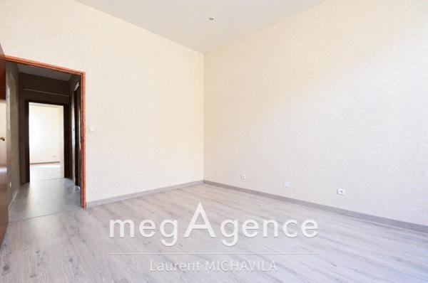Appartement à BEZIERS, 34500 - 3 pièces 64m²
