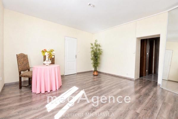 Appartement à BEZIERS, 34500 - 3 pièces 64m²