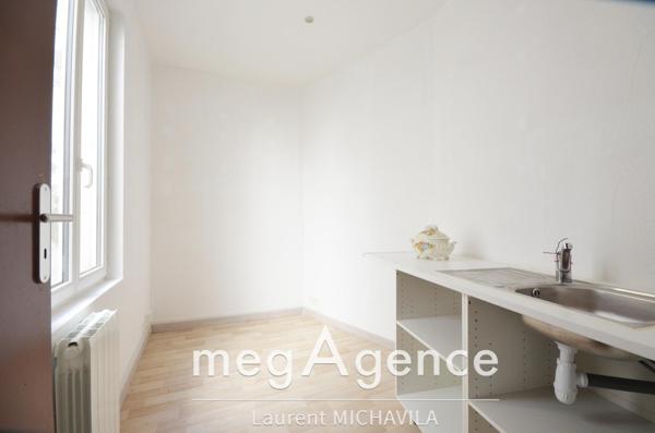 Appartement à BEZIERS, 34500 - 3 pièces 64m²
